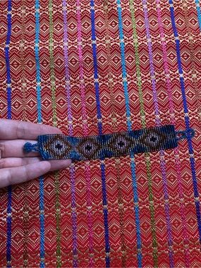 vintage third eye Guatemalan beaded bracelet small